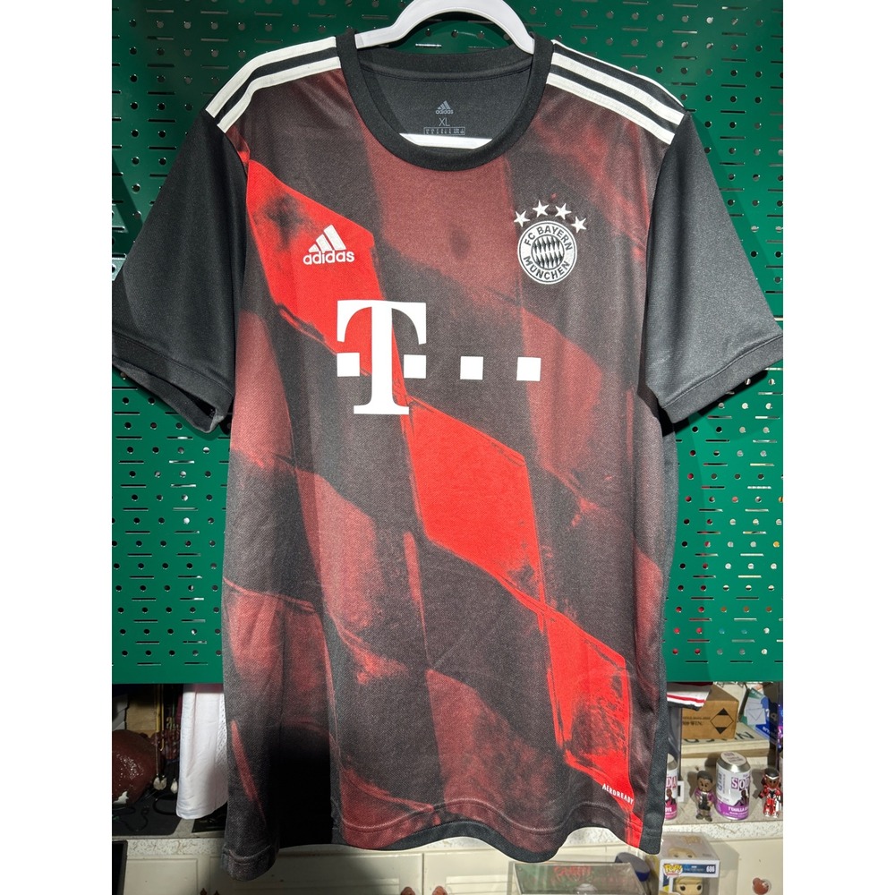 Adidas FC Bayern Munich Soccer Jersey Mens XL Red Black Aeroready Training Top